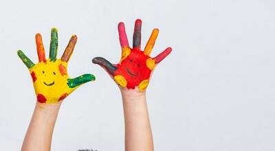 Immagine: educare-in-comune_cartello-dipofam